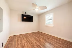 6902 Avenue P, Galveston, TX 77551 - Photo 29