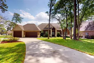 1026 The Cliffs Blvd, Montgomery, TX 77356 - Photo 1