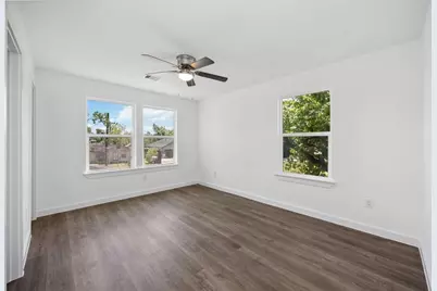 1056 North Ln #A, Houston, TX 77088 - Photo 11