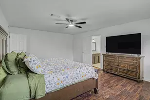 2901 Castle Ct, Pearland, TX 77581 - Photo 21