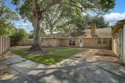 2901 Castle Court, Pearland, TX 77581 - Photo 35