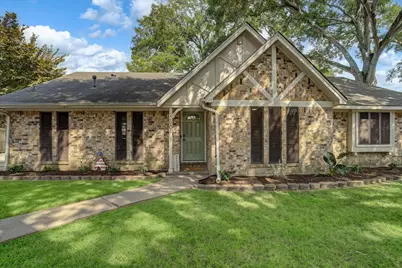 2901 Castle Court, Pearland, TX 77581 - Photo 41