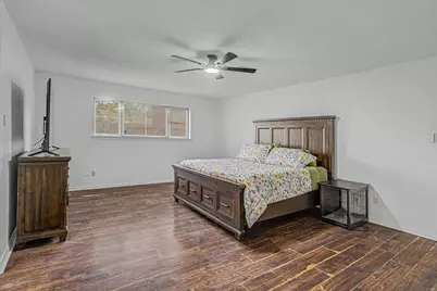 2901 Castle Court, Pearland, TX 77581 - Photo 21
