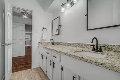2901 Castle Court, Pearland, TX 77581 - Photo 31