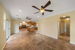 1107 Du Barry Ln, Houston, TX 77018 - Photo 7