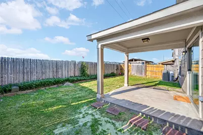 1010 Larks Trace Lane, Houston, TX 77090 - Photo 41