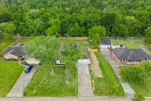 78 Shady Oak Ct, Alvin, TX 77511 - Photo 43