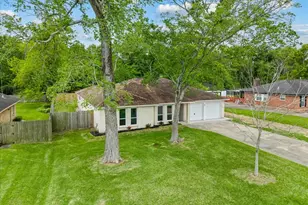 78 Shady Oak Ct, Alvin, TX 77511 - Photo 39