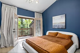 252 Sugar Berry Cir, Houston, TX 77024 - Photo 31