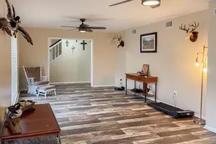 905 Center St, El Campo, TX 77437 - Photo 3