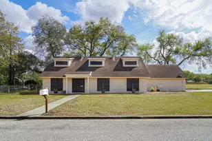 905 Center St, El Campo, TX 77437 - Photo 3