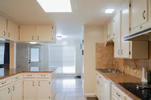 905 Center St, El Campo, TX 77437 - Photo 7