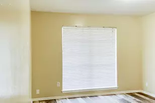 905 Center St, El Campo, TX 77437 - Photo 17