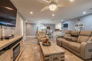 2302 Peach Ln, Pasadena, TX 77502 - Photo 7