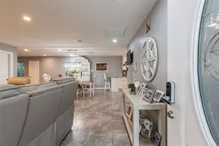 2302 Peach Ln, Pasadena, TX 77502 - Photo 5