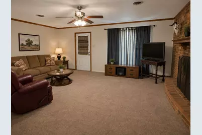 210 Holly Lake W, Livingston, TX 77351 - Photo 3