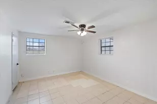 2910 San Augustine Ave, Pasadena, TX 77503 - Photo 9