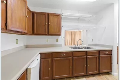 11062 Moonlit Park, San Antonio, TX 78249 - Photo 5