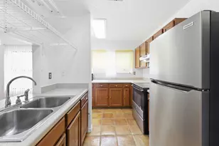 11062 Moonlit Park, San Antonio, TX 78249 - Photo 7