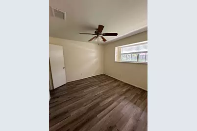11702 Brighton Lane, Meadows Place, TX 77477 - Photo 9