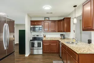 239 Lakewood Dr, Clute, TX 77531 - Photo 15