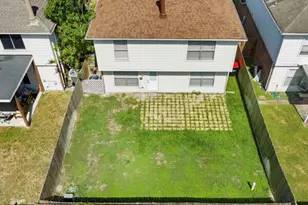 834 Oak W Dr, Houston, TX 77073 - Photo 3
