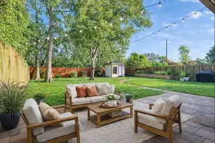 219 E Janisch Rd, Houston, TX 77022 - Photo 17