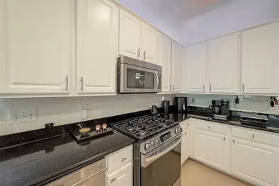 11823 Caprock Canyons Lane, Sugar Land, TX 77498 - Photo 7