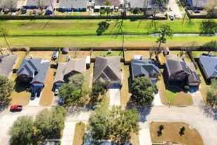 2306 2 Trail Dr, Spring, TX 77373 - Photo 27