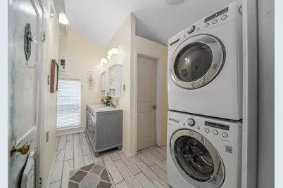 6317 P 1/2, Galveston, TX 77551 - Photo 17
