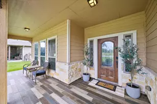 603 N Kansas Ave, League City, TX 77573 - Photo 3
