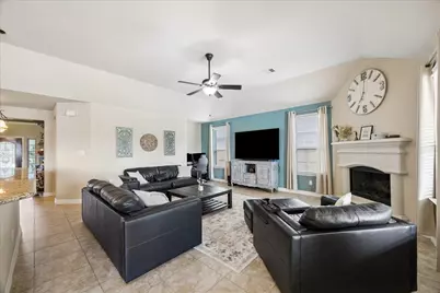 603 N Kansas Avenue, League City, TX 77573 - Photo 5