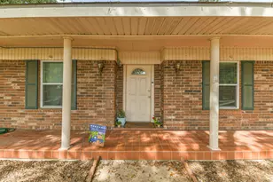 2408 Lynne Way St, Brenham, TX 77833 - Photo 5