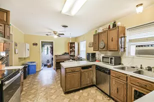 2408 Lynne Way St, Brenham, TX 77833 - Photo 11