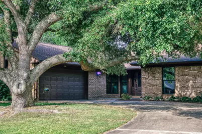 104 Machemehl Drive, Bellville, TX 77418 - Photo 3