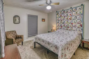 104 Machemehl Dr, Bellville, TX 77418 - Photo 19