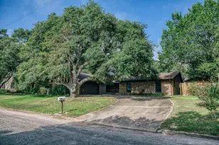 104 Machemehl Dr, Bellville, TX 77418 - Photo 33