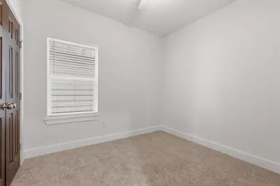 9923 Fillmore Street, Houston, TX 77029 - Photo 7