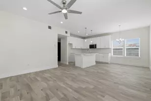 9923 Fillmore St, Houston, TX 77029 - Photo 3