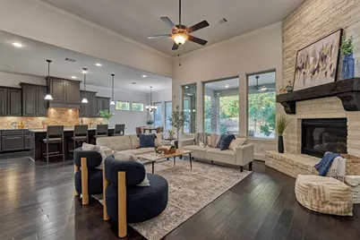 414 Mill Creek Road, Pinehurst, TX 77362 - Photo 3