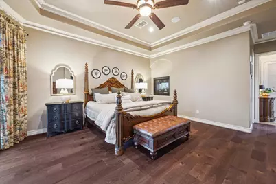1002 Cowards Creek Court, Friendswood, TX 77546 - Photo 29