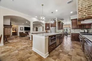1002 Cowards Creek Ct, Friendswood, TX 77546 - Photo 19