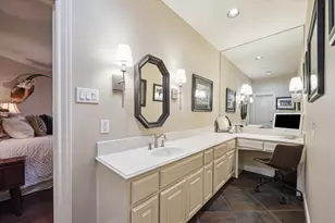 1002 Cowards Creek Ct, Friendswood, TX 77546 - Photo 37