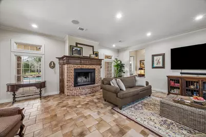 1002 Cowards Creek Court, Friendswood, TX 77546 - Photo 23