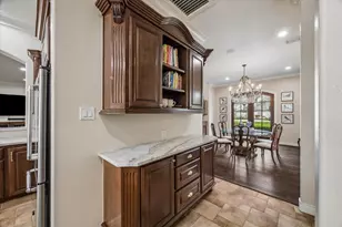 1002 Cowards Creek Ct, Friendswood, TX 77546 - Photo 13