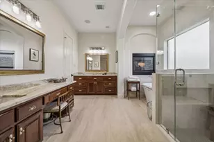 1002 Cowards Creek Ct, Friendswood, TX 77546 - Photo 27