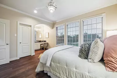 1002 Cowards Creek Court, Friendswood, TX 77546 - Photo 37