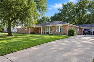 8426 Braes Blvd, Houston, TX 77025 - Photo 1