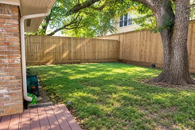 8426 Braes Boulevard, Houston, TX 77025 - Photo 19