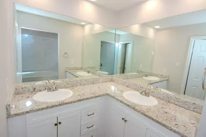 16800 Sugar Pine Drive #D25, Houston, TX 77090 - Photo 15
